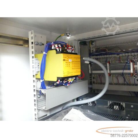 Składnik  Stäubli TX90 industrieller Roboterarm mit kompletter Steuerung und Bedienpanel