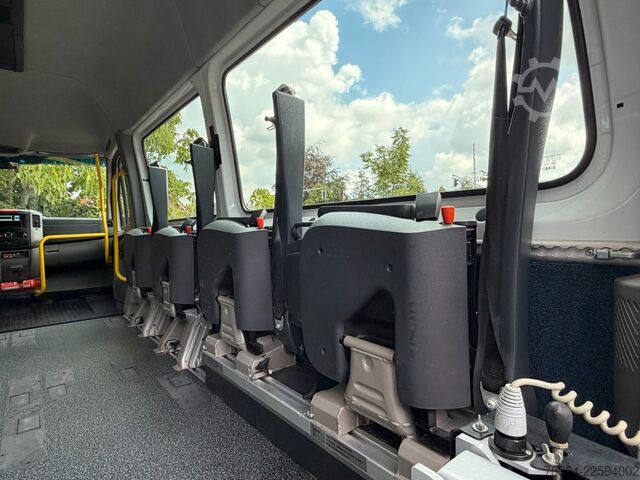 Microbuz MERCEDES-BENZ Sprinter 313 Cdi L2H2 Flex-i-Trans 9 Sitze+Lift