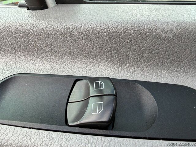 Microbuz MERCEDES-BENZ Sprinter 313 Cdi L2H2 Flex-i-Trans 9 Sitze+Lift