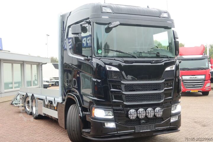Araba taşıyıcı Scania R 500 6x2 Blackline Machine transporter