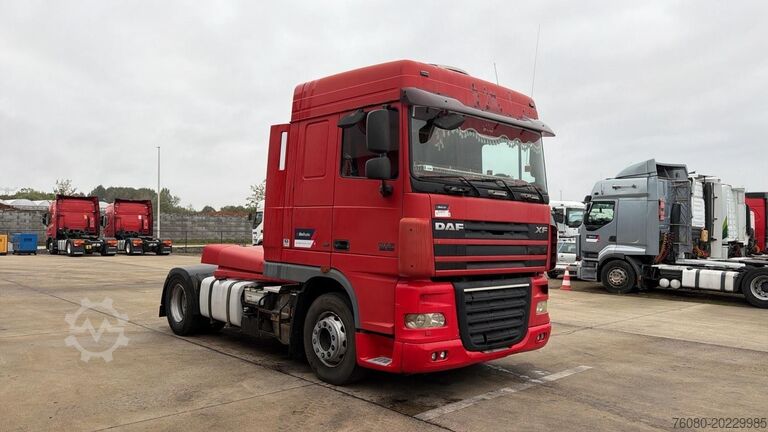 Standaard trekker DAF XF 105.460 (BOITE MANUELLE / MANUAL GEARBOX)