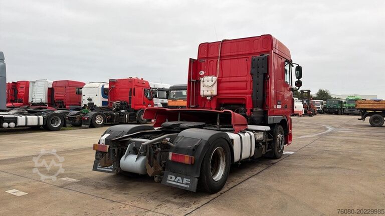 Tracteur standard DAF XF 105.460 (BOITE MANUELLE / MANUAL GEARBOX)