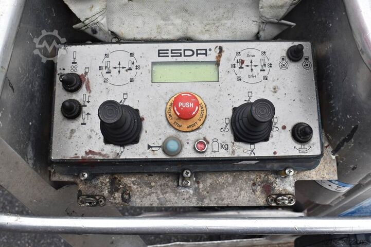Piattaforma di sollevamento ESDA TA2620