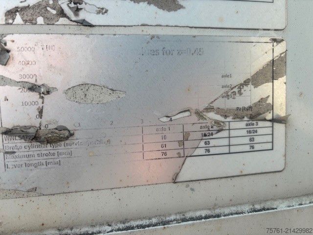 Mozgópadlós félpótkocsi KRAKER CF 200  92 cbm