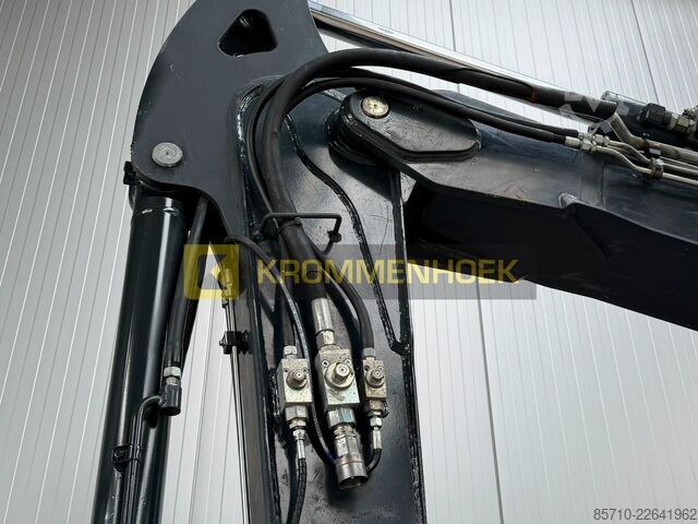 Midi kotrógép Eurocomach ES 85 ZT Powertilt