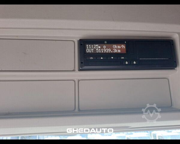 Tractor estándar IVECO TRATTORE STRADALE IVECO S-WAY 480 CON ADR