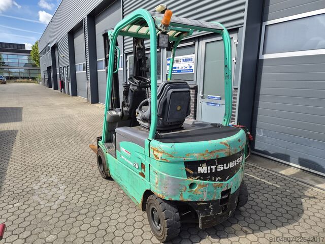 Gaffeltruck Mitsubishi FB20CN, Triplexmast, Freelift, Sideshift