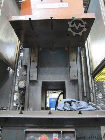 Hydraulische C-pers BENEDETTI PI KN 50