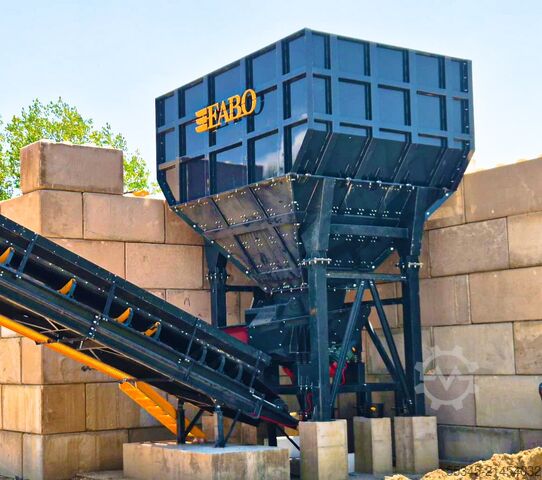 Setaccio vibrante FABO Titreşimli Elek 1600x5000mm Titreşimli Yıkamalı Elek