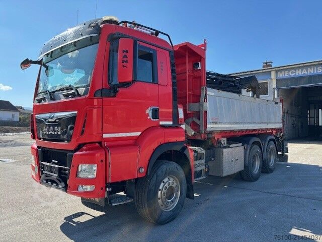 Camion ribaltabile trilaterale MAN TGS 33.500 Kipper+HIAB 232-5