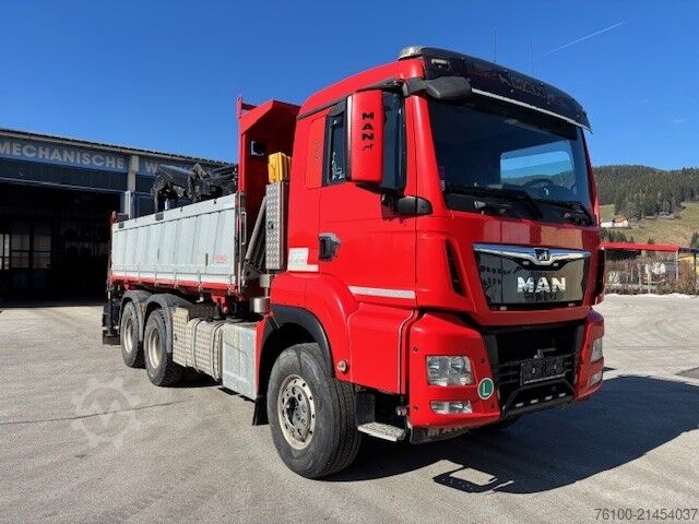 Camion ribaltabile trilaterale MAN TGS 33.500 Kipper+HIAB 232-5