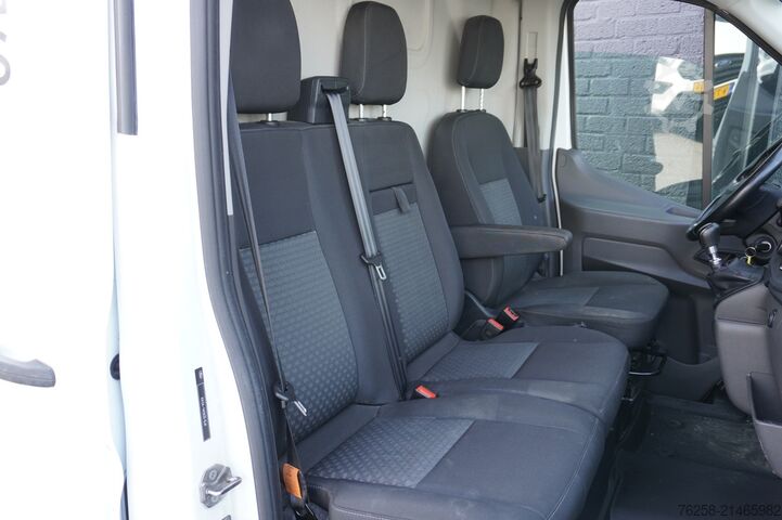 Panelvan Ford Transit 2.0 TDCI 130PK L2H2 EURO 6 - Airco - Cr...