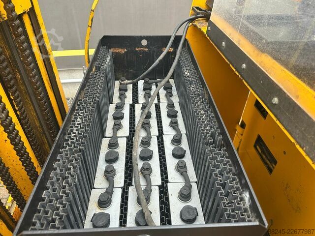 VS-22490 Triplex reachtruck Jungheinrich 5400mm serbest kaldırma JUNGHEINRICH ETVA12.5G 115-525 DZ