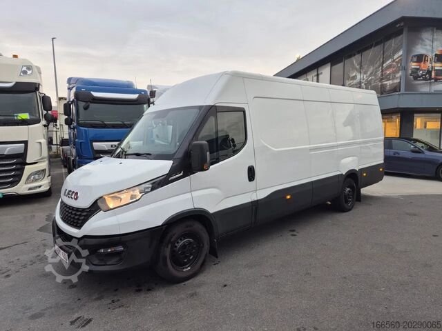 Van Iveco DAILY 35 S 16