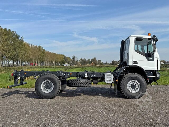 Chassis met cabine Iveco EuroCargo 150 E25WS-4150 Chassis Cabin