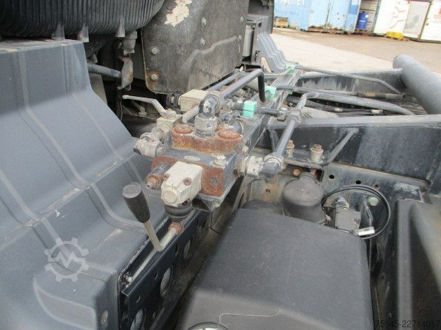 Σοκάμι φορτηγού MAN TGS26.420, gel.Lift, Ret., Kipphydr., TÜV11/2026