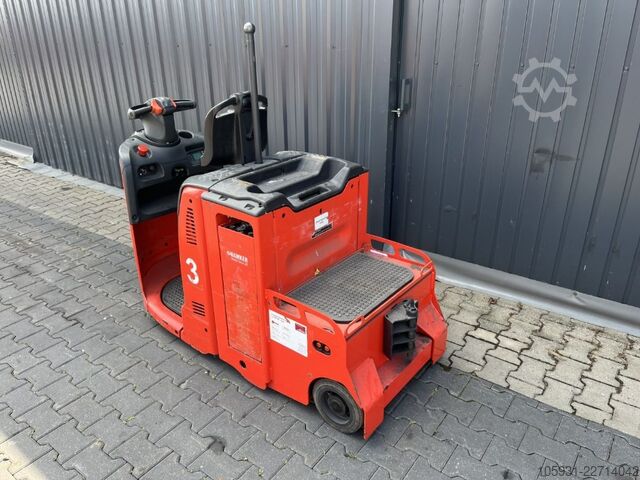 Tažný traktor Linde P30