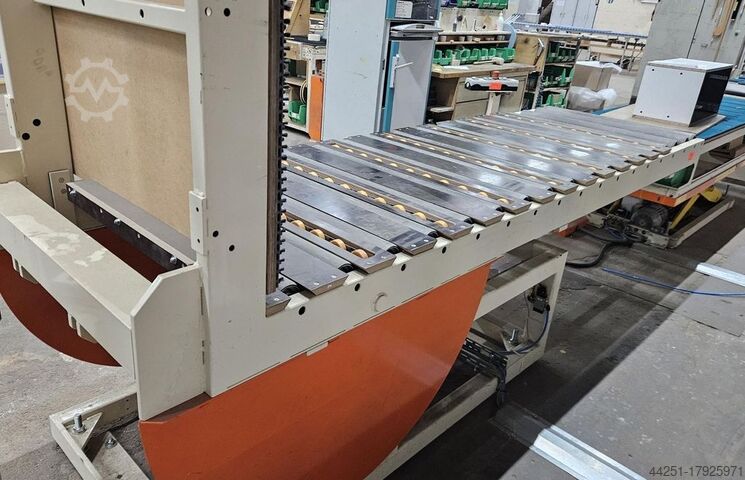 Station til vipning af korpus ZIM Hülsta-Werke Korpusaufrichter