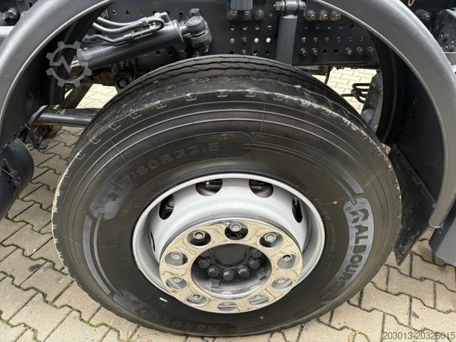 Kroklastbil MERCEDES-BENZ Arocs 4145 8x4 Abrollkipper MEILLER RS 26.60L