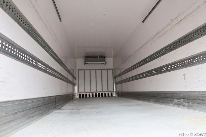 Gekoeld/bevroren transport DAF CF 320 Koel/Vries + klep 2000 kg Carrier Silenc...