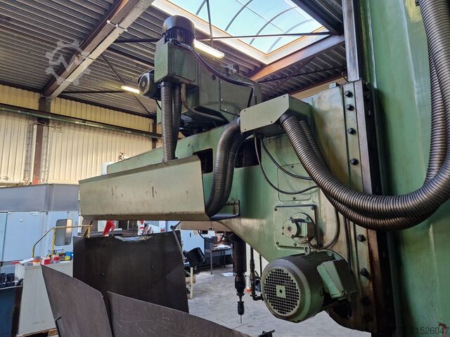 Radial drilling machine MAS VO 80