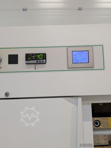 Komora wzrostu roślin do farm wewnętrznych Weiss Technik SGC 120