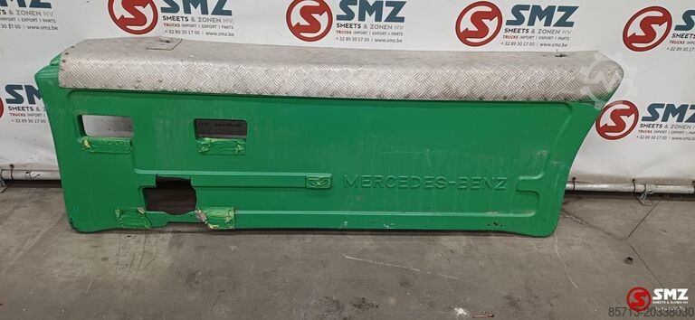 Chassisdeel Mercedes Occ set sideskirts links + rechts Mercedes SK