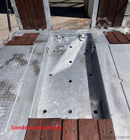 Low loader trailer Möslein T3-6 VB F  neuer 3 Achs Tieflader- Anhänger