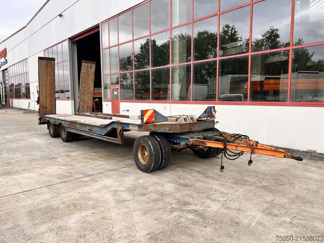 Low loader trailer Müller Mitteltal T3  3 Achs Tieflader mit ABS