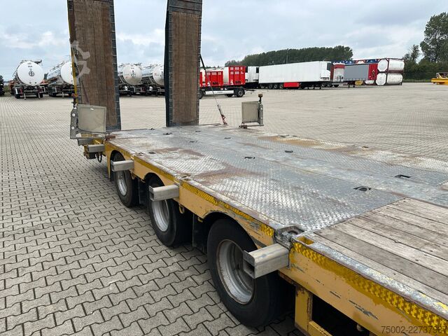  Broshuis E-2190/27 / 3-axle lowloader /  6,4m extendable...