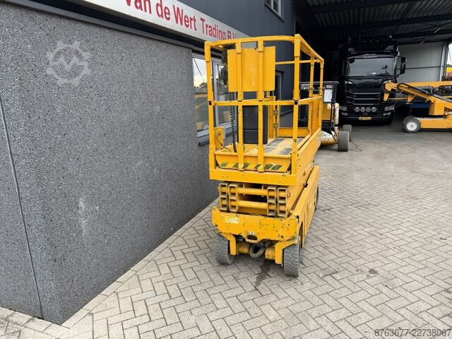  GENIE GS-2032 schaarlift schaar hoogwerker 2014 8mtr werkhoogte