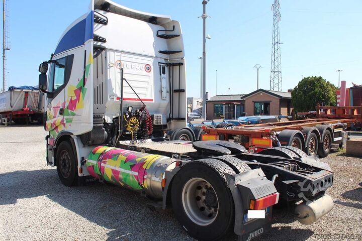 Standardní tahač Iveco Stralis 420 metano usato