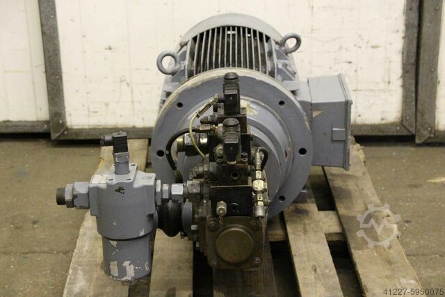 Dubbele hydraulische pomp Siemens 30 kW