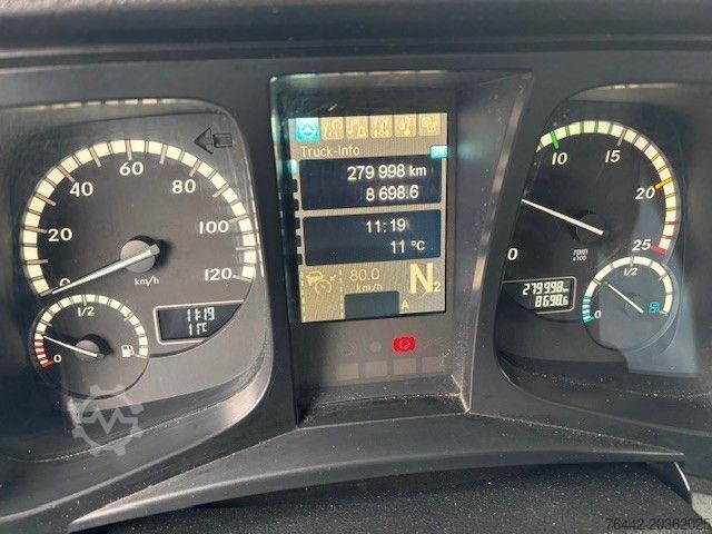 Autolaadkraan MERCEDES-BENZ ANTOS