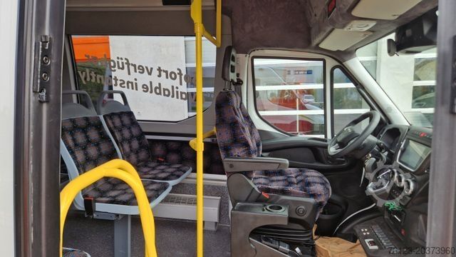 City bus IVECO Daily Heckniederflur Elektro City Stock