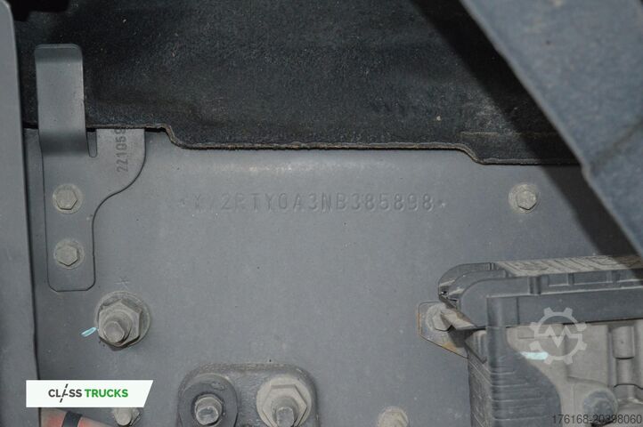 Standardna jedinica traktora VOLVO FH 460 Globetrotter XL Varios i-Save