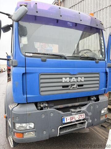 Speciális rendeltetésű teherautó SCANIA TGA 33.400