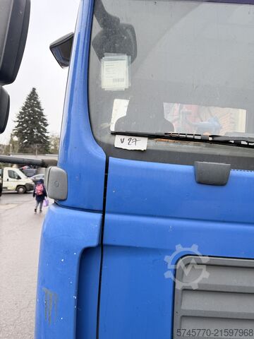 Speciális rendeltetésű teherautó SCANIA TGA 33.400