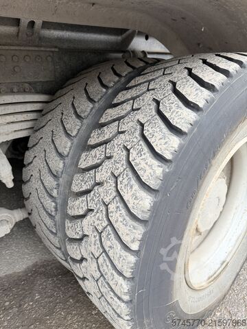 Speciális rendeltetésű teherautó SCANIA TGA 33.400