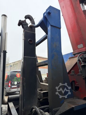 Speciális rendeltetésű teherautó SCANIA TGA 33.400