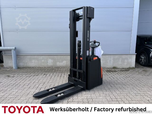 High Lift stacker Toyota SWE 160 / Akku neu!