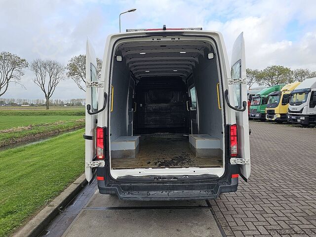 Karavan sa visokim krovom VOLKSWAGEN CRAFTER 50 2.0 Dubbellucht 2Zijdeur