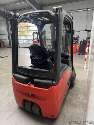 Carretilla eléctrica de 3 ruedas Linde E 18-02 EVO Triplex