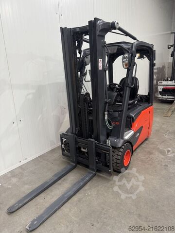 Carretilla eléctrica de 3 ruedas Linde E 18-02 EVO Triplex STVO