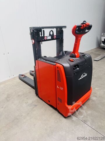 High Lift stacker Linde L 12 L Initialhub