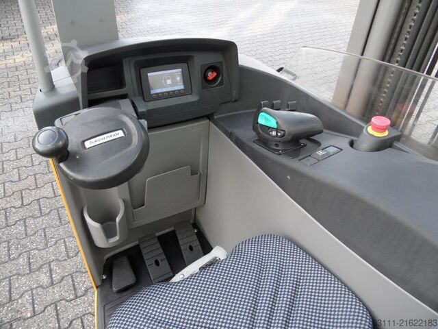 Reach Truck Jungheinrich ETV 216 - NEUE Batterie - alle Räder neu!