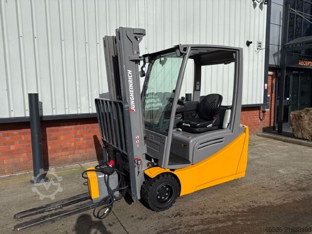 Electric 3-wheel forklift Jungheinrich EFG 220 / 3177 Std.