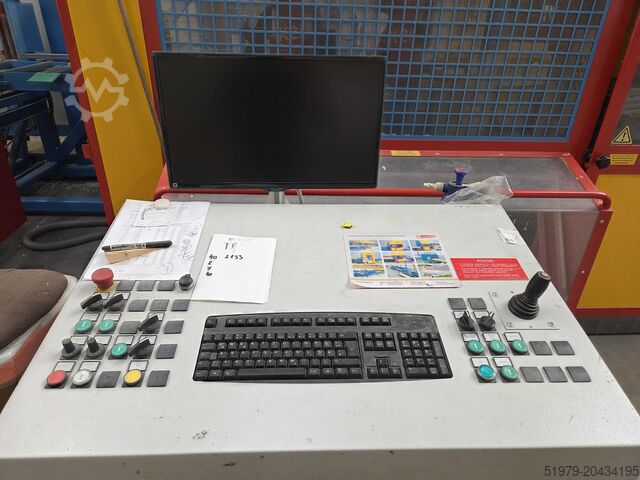 Centro de mecanizado para elementos de construcción en madera Hundegger K2i