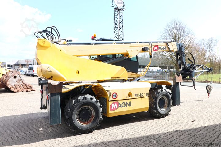 Teleskopski utovarivač Merlo RTH 5.18