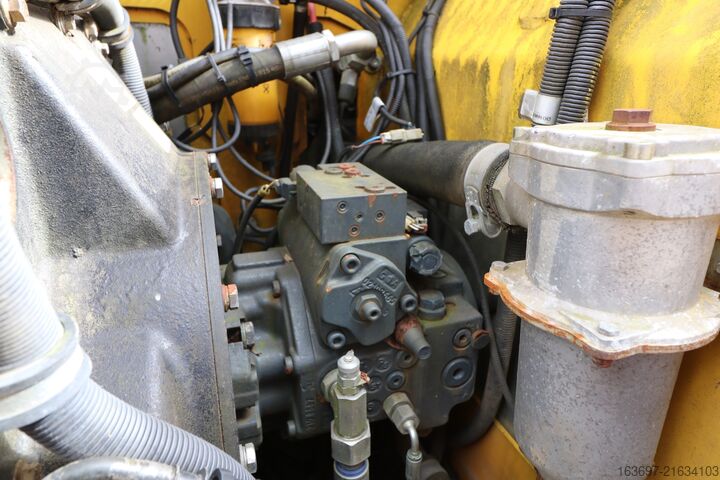 Teleskopski utovarivač Merlo RTH 5.18